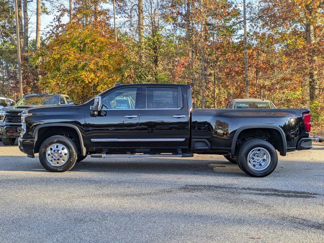 2025 Chevrolet Silverado 3500HD High Country