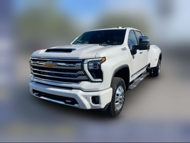 2025 Chevrolet Silverado 3500HD High Country