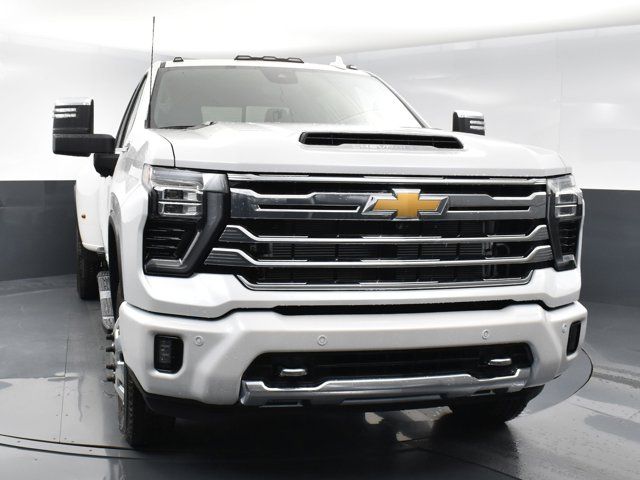 2025 Chevrolet Silverado 3500HD High Country