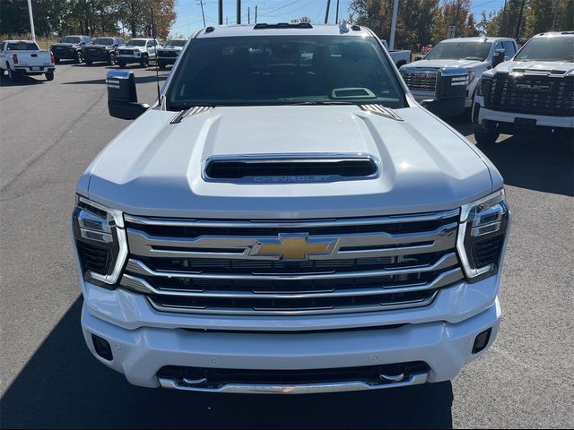 2025 Chevrolet Silverado 3500HD High Country