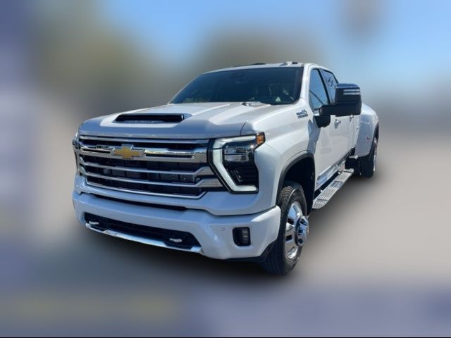 2025 Chevrolet Silverado 3500HD High Country