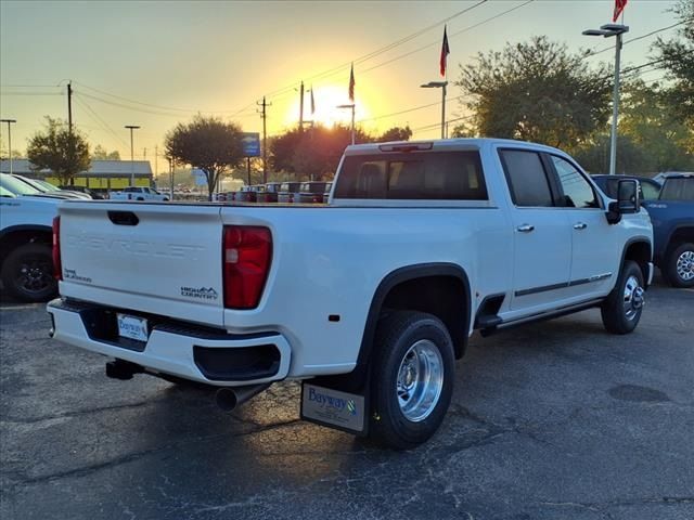 2025 Chevrolet Silverado 3500HD High Country