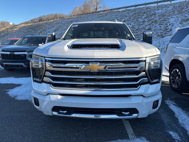 2025 Chevrolet Silverado 3500HD High Country