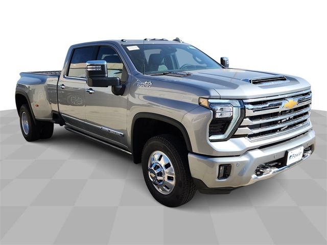 2025 Chevrolet Silverado 3500HD High Country