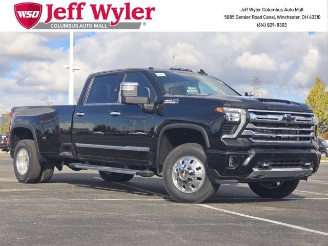 2025 Chevrolet Silverado 3500HD High Country