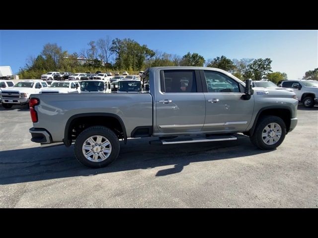 2025 Chevrolet Silverado 3500HD High Country