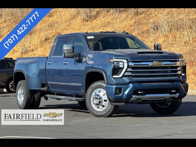 2025 Chevrolet Silverado 3500HD High Country