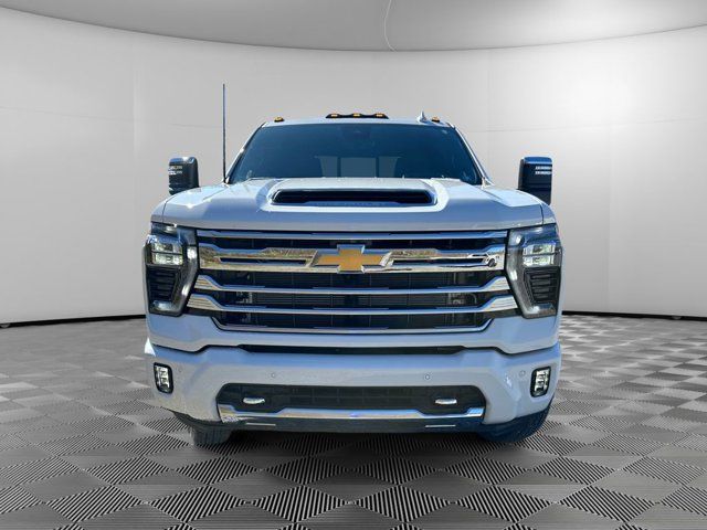 2025 Chevrolet Silverado 3500HD High Country