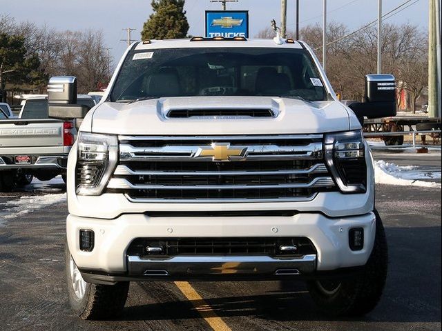 2025 Chevrolet Silverado 3500HD High Country