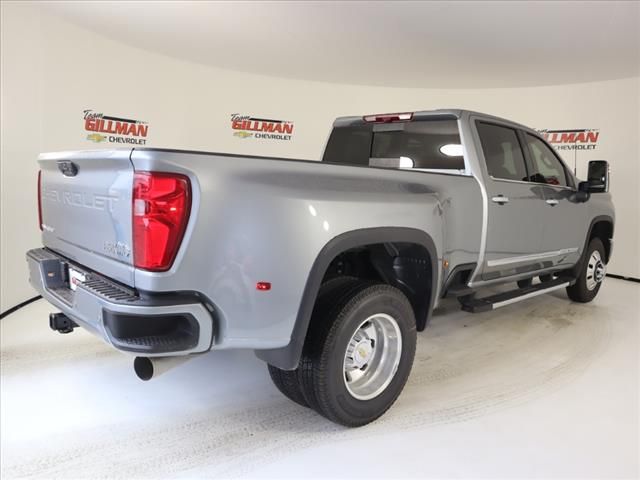 2025 Chevrolet Silverado 3500HD High Country