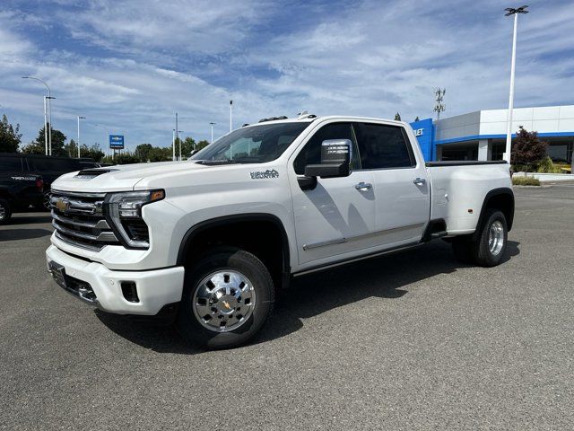 2025 Chevrolet Silverado 3500HD High Country