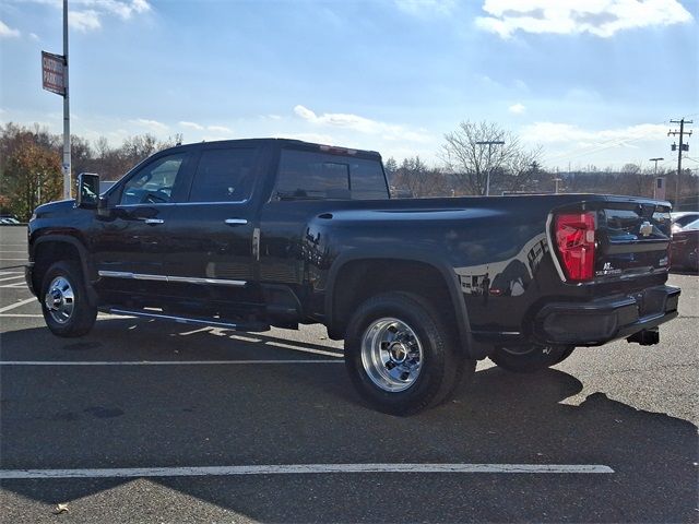 2025 Chevrolet Silverado 3500HD High Country