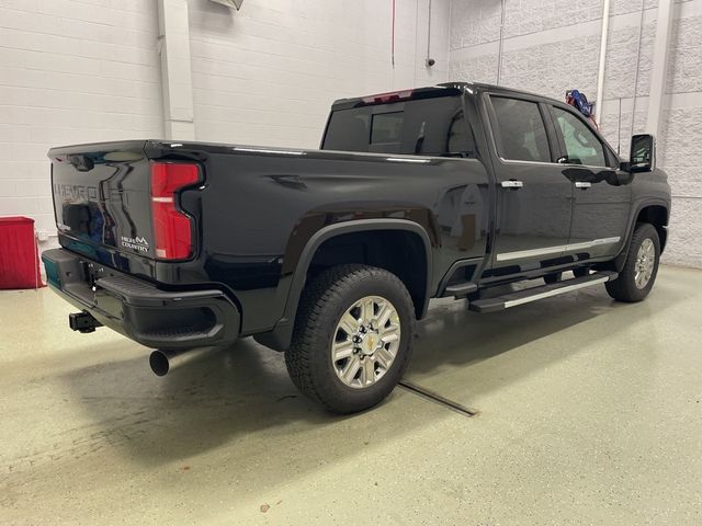 2025 Chevrolet Silverado 3500HD High Country