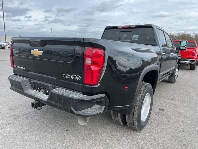 2025 Chevrolet Silverado 3500HD High Country