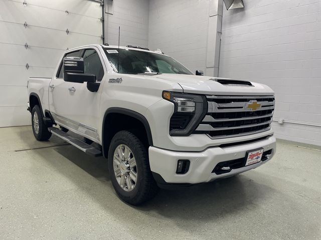 2025 Chevrolet Silverado 3500HD High Country