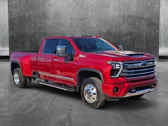 2025 Chevrolet Silverado 3500HD High Country