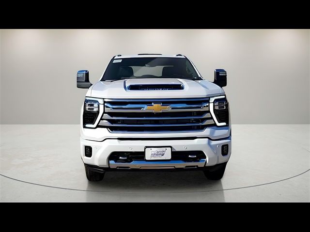 2025 Chevrolet Silverado 3500HD High Country