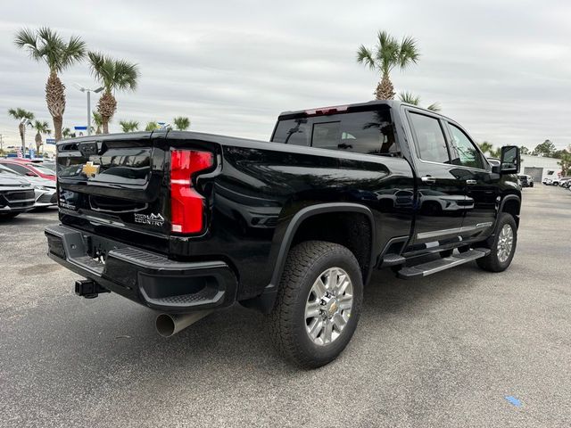 2025 Chevrolet Silverado 3500HD High Country