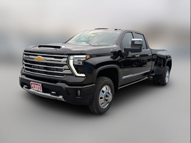 2025 Chevrolet Silverado 3500HD High Country