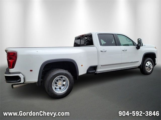 2025 Chevrolet Silverado 3500HD High Country