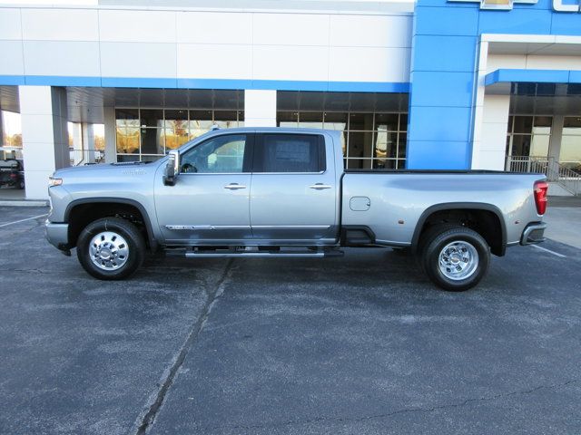 2025 Chevrolet Silverado 3500HD High Country