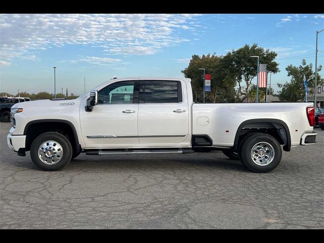 2025 Chevrolet Silverado 3500HD High Country