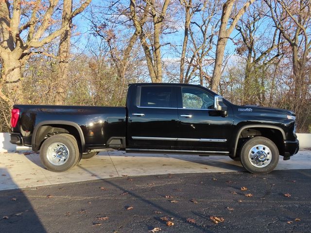 2025 Chevrolet Silverado 3500HD High Country