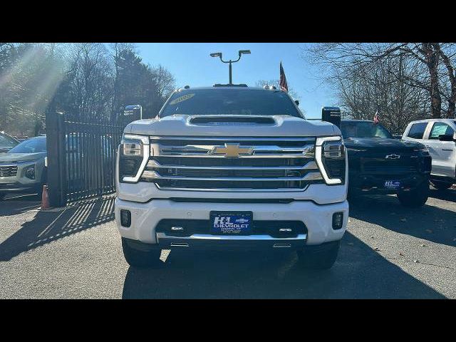 2025 Chevrolet Silverado 3500HD High Country