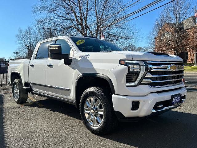 2025 Chevrolet Silverado 3500HD High Country