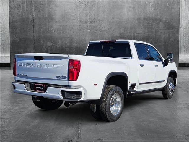 2025 Chevrolet Silverado 3500HD High Country