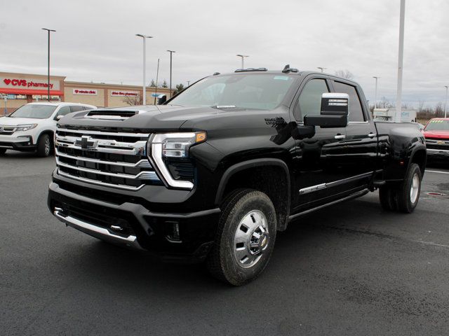 2025 Chevrolet Silverado 3500HD High Country