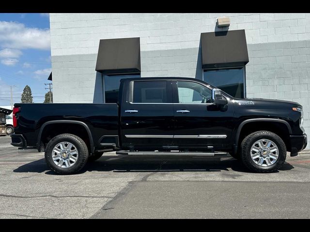 2025 Chevrolet Silverado 3500HD High Country