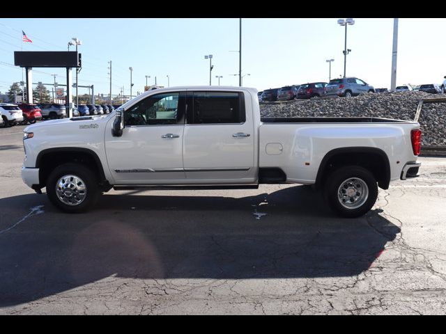 2025 Chevrolet Silverado 3500HD High Country