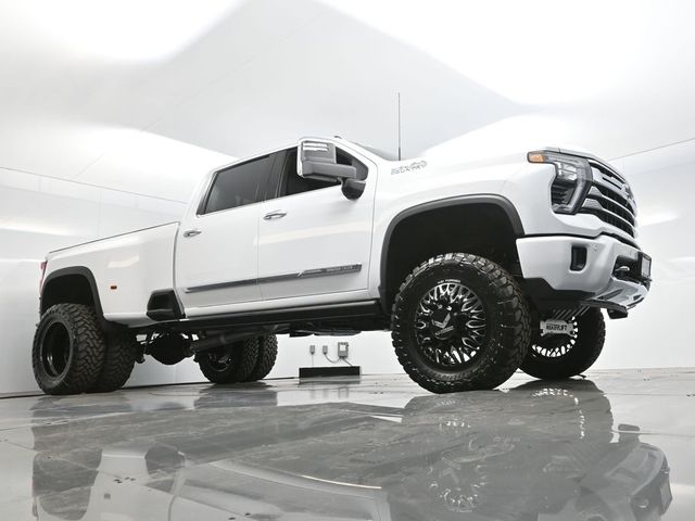 2025 Chevrolet Silverado 3500HD High Country