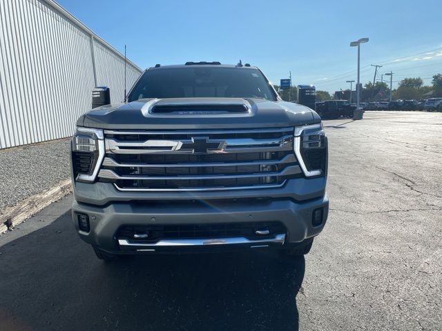 2025 Chevrolet Silverado 3500HD High Country