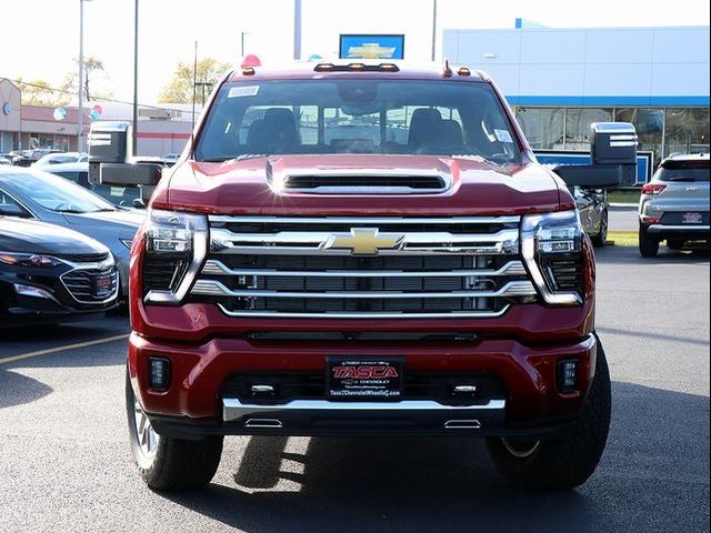 2025 Chevrolet Silverado 3500HD High Country