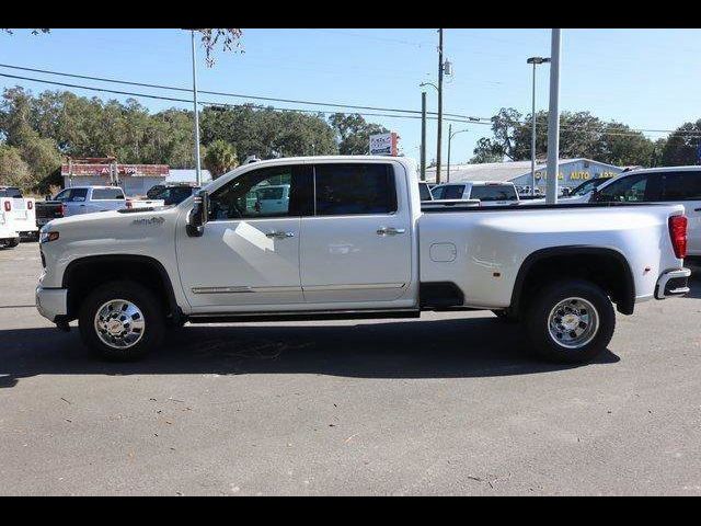 2025 Chevrolet Silverado 3500HD High Country