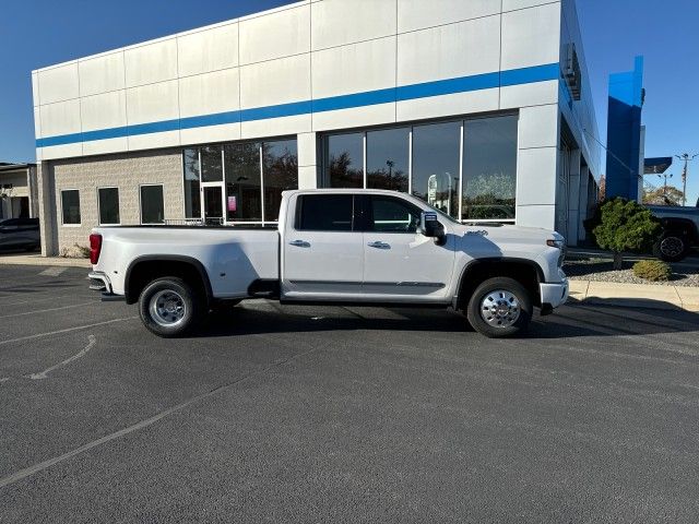 2025 Chevrolet Silverado 3500HD High Country