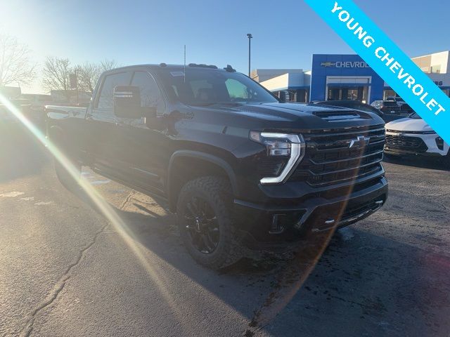 2025 Chevrolet Silverado 3500HD High Country