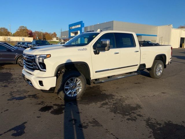 2025 Chevrolet Silverado 3500HD High Country