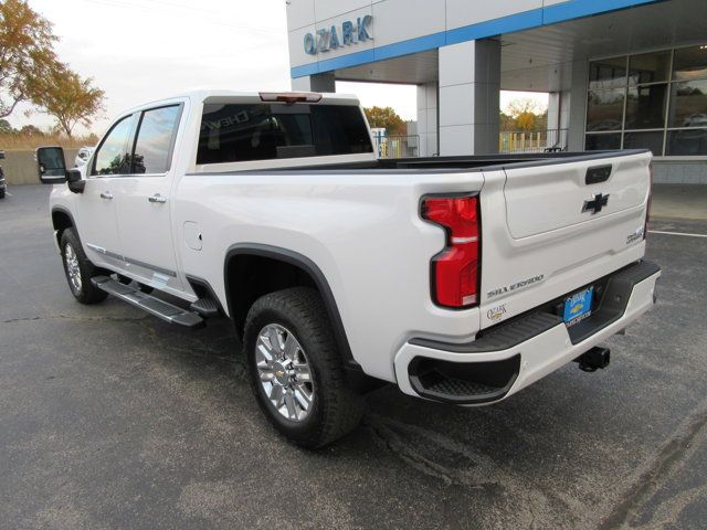 2025 Chevrolet Silverado 3500HD High Country