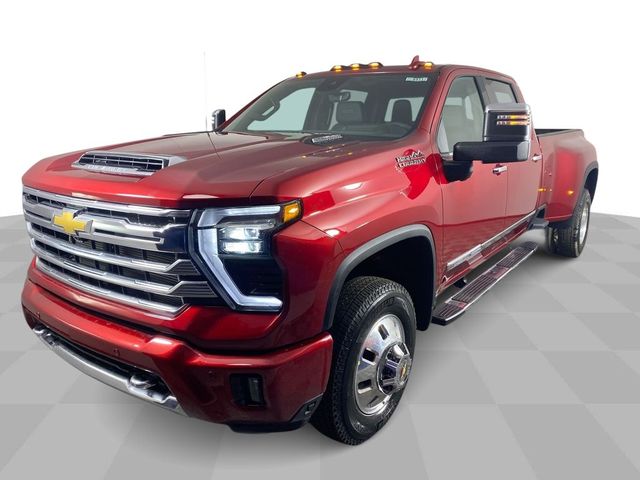 2025 Chevrolet Silverado 3500HD High Country