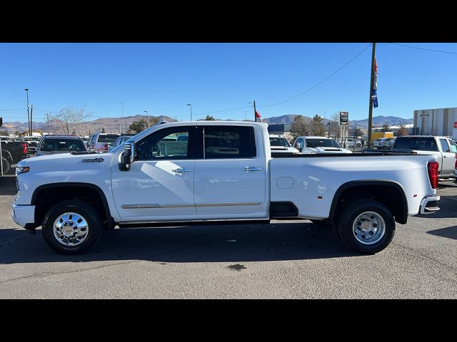 2025 Chevrolet Silverado 3500HD High Country