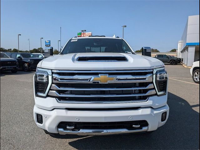 2025 Chevrolet Silverado 3500HD High Country