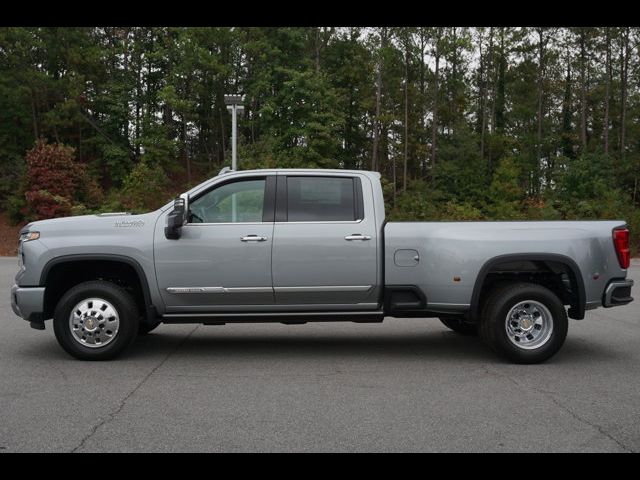 2025 Chevrolet Silverado 3500HD High Country