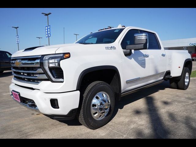 2025 Chevrolet Silverado 3500HD High Country