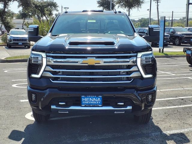 2025 Chevrolet Silverado 3500HD High Country