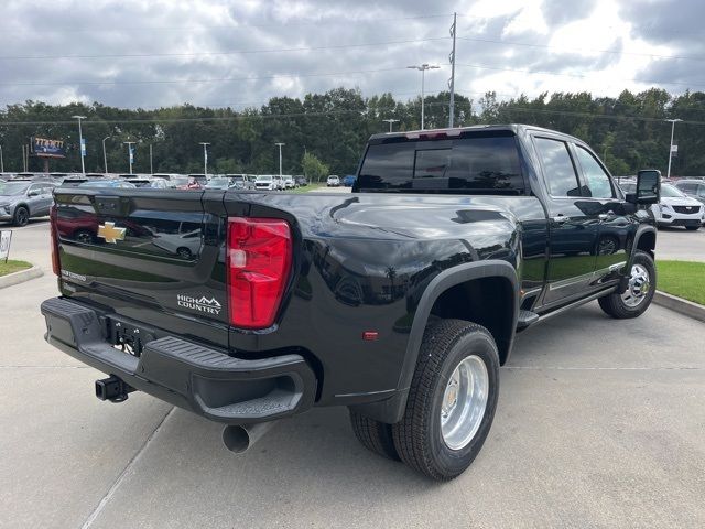 2025 Chevrolet Silverado 3500HD High Country