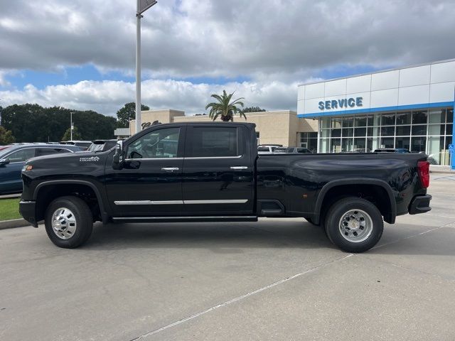 2025 Chevrolet Silverado 3500HD High Country