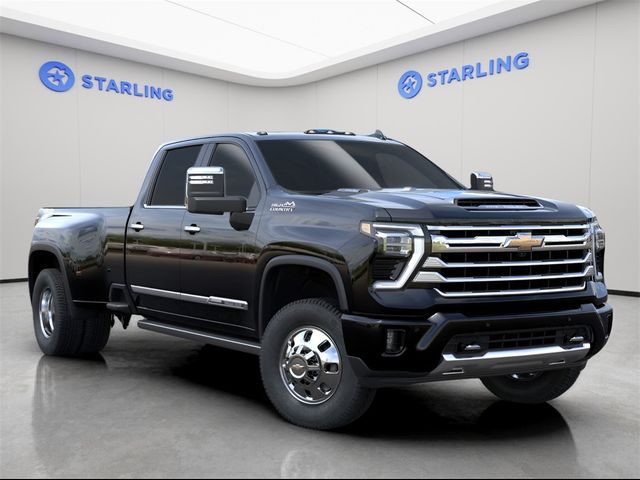 2025 Chevrolet Silverado 3500HD High Country